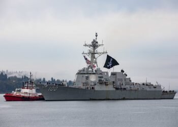 USS Kidd Arrives in Washington Flying a Pirate Flag. Here’s Why It’s Authorized to Actually Do That