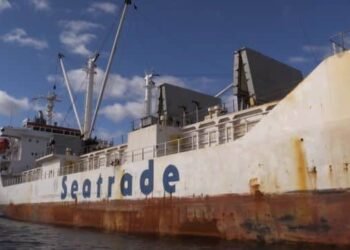 Captain And Ship Crew Reported Kidnapped From Reefer Ship Water phoenix Off Nigeria