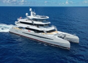Metal Shark M48 expedition yacht