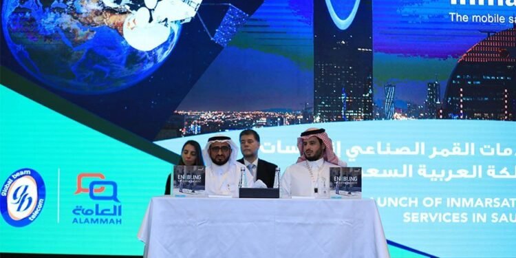 Khaled Al Saleh of CITC and Abdullah Sulaiman of Sada, together with Ronald Spithout and Zeina Mokaddem of Inmarsat at the launch of the new connectivity services for Saudi Arabia