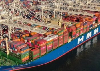 World Biggest Container Ship Maiden Voyage To Jebel Ali Port
