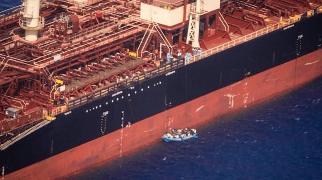 maersk etienne rescued migrants