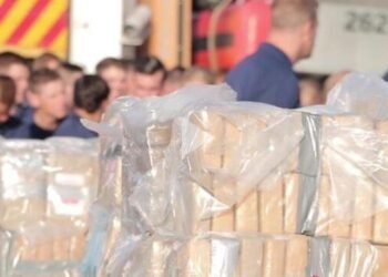 Coast Guard offloads 34,780 pounds of cocaine in Port Everglades