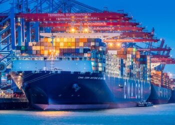 cma cgm container ship