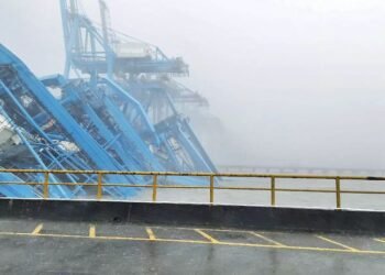 JNPT Cranes Collapsed