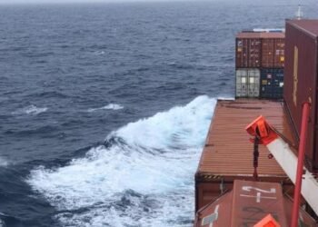 Augmented Reality in Shipping and Maritime Industry
