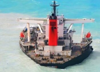 salvage to begin in Mauritius on wrecked bulk carrier Wakashio