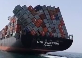 container-collapse