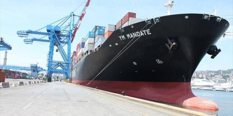 Cracked Containership No Longer Leaking Oil in NY Harbor