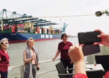 HMM Algeciras at port of antwerp