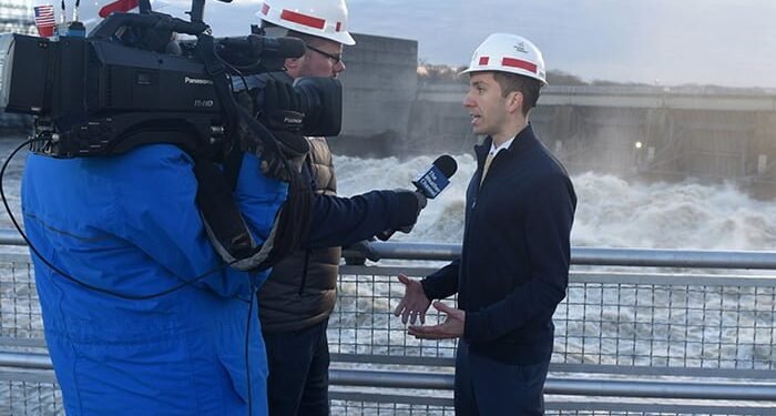 VIDEO CLIP: How USACE equilibriums Cumberland River Basin water need image description