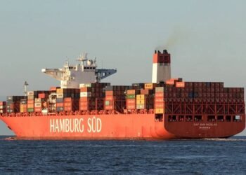 EU Parliament Votes to Make Ships Pay for Their Emissions