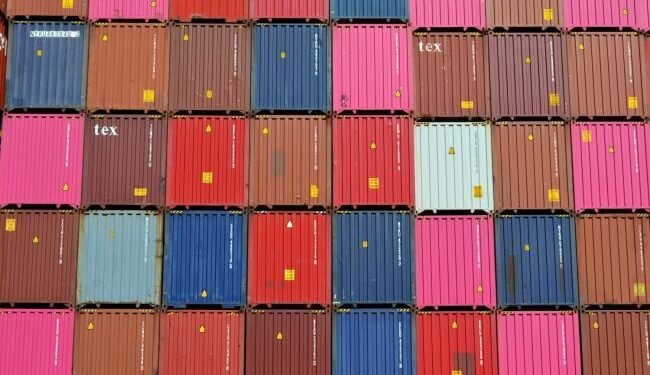 containers-gestapeld-haven-rotterdam