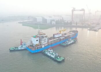 FueLNG, a joint venture between Keppel Offshore & Marine Ltd (Keppel O&M) and Shell Eastern Petroleum (Pte) Ltd, is pleased to announce the launch of Singapore’s first LNG bunkering vessel in Keppel Nantong Shipyard in China