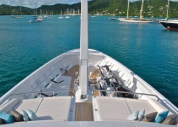 Super yacht crew platform