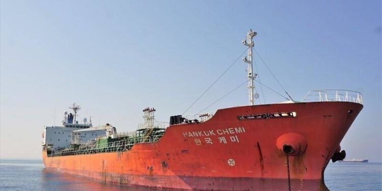South Korea Delegation Heads to Iran to Seek Release of Seized Tanker