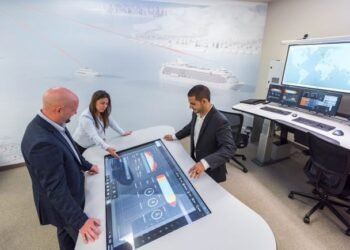 ABB experts offer maintenance services 24-7 from eight ABB Ability™ Collaborative Operations Centers