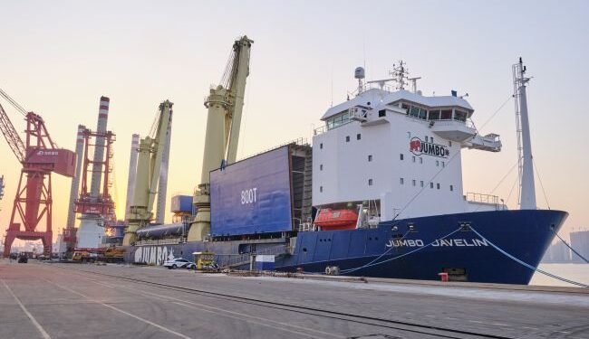 Jumbo Javelin in Singapore 02