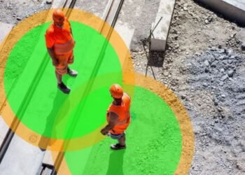 Port of Antwerp tests smart bracelet to prevent corona infection on the workfloor