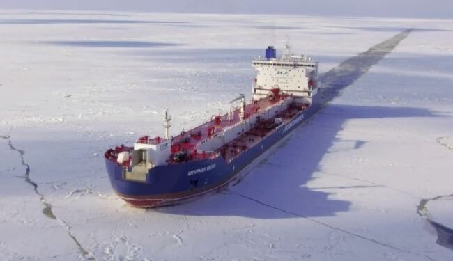 How ABB Technology Is Supporting A Sustainable Future For Arctic Shipping Ships in the (Polar) night – sustainable Arctic shipping