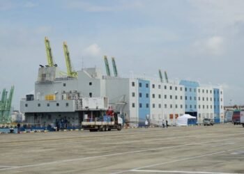 Singapore to Add Floating Accommodation to Range of Housing for Foreign Workers