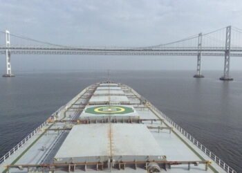 approaching bridge bulk carrier