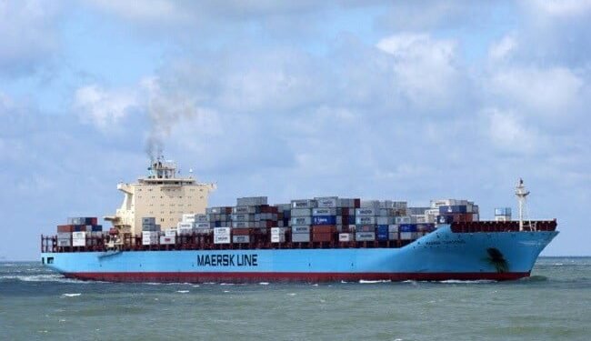 USCG Evacuates Captain Of M/V Maersk Batam Over 100 Miles Offshore, Caribbean Sea Maersk ship