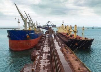 Essar iron ore handling complex of 24 MTPA at Vizag Port (1)
