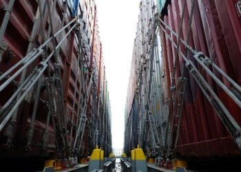 ITF And ETF Call Upon Ship Operators To Return Lashing To Shore-Based Dock Workers