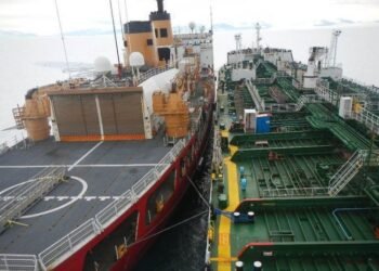 US’ Only Heavy Icebreaker Completes Antarctic Treaty Inspections_Sarah Burford_2