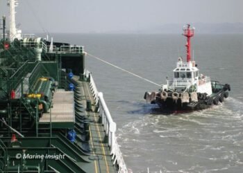 Tanker ship