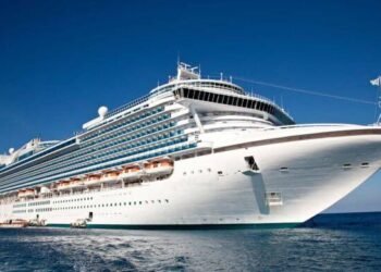 Cruise-shutterstock_evac