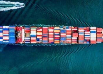 cameron-venti-unsplash - Green shpping project initiative