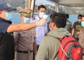 8 Seafarers Land In Phuket After Month