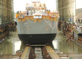 Launching_of_Yard_2095