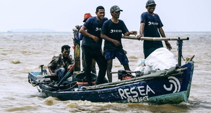 ReSea Project - Yellow Lids