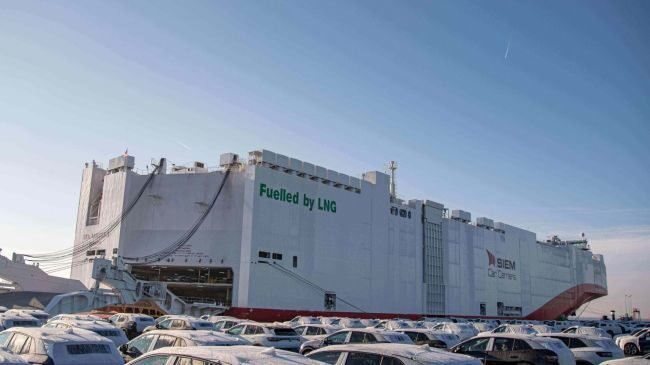 Siem Aristotle joins sister ship as the world’s two largest Super-Eco, LNG powered PCTC vessels