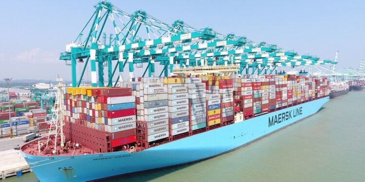 Mumbai Maersk Containership