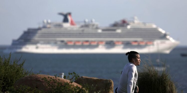 Cruise Lines Extend U.S. Sailing Suspension Until 2021