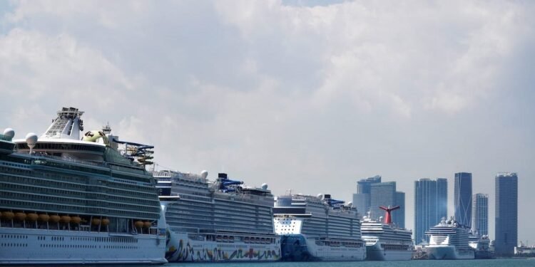 cruise ships in miami