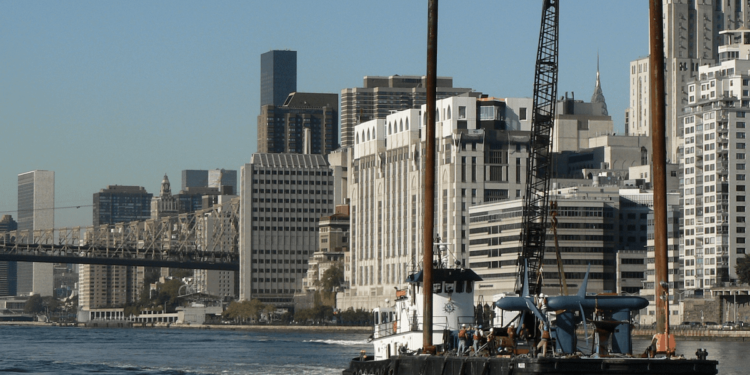 Tiny Turbines To Tap Tidal Power in New York’s East River