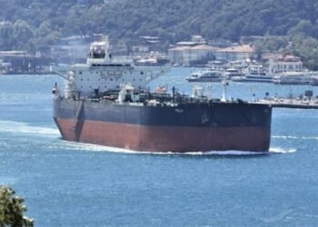 Explosives Found On Anchored Oil Tanker’s Hull In Iraq