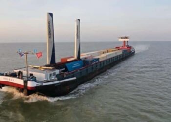 Container Barges To Have Wind In Their Sails