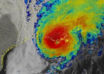 Zeta Roars Ashore in Louisiana