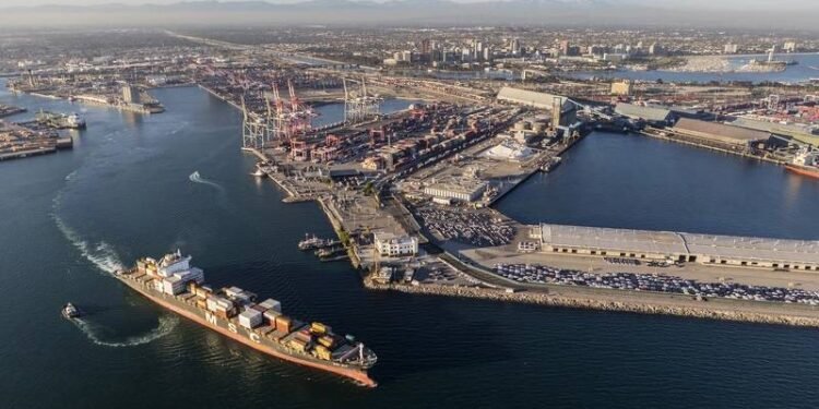 FMC Accepting Applications for National Shipper Advisory Committee