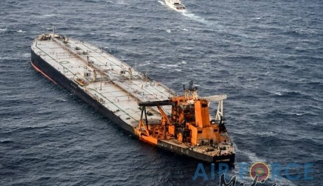 New Diamond Towed Further Out to Sea