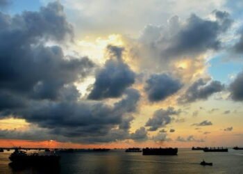 3 Ships Attacked By Pirates Within 6 Hours In Eastbound Lanes Of Singapore Strait