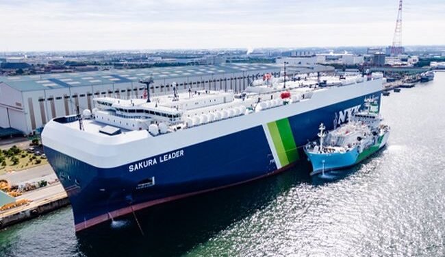 Kaguya Conducts Japan’s First Ship-To-Ship LNG Bunkering