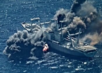 Watch: Live Fire Sinking Exercise Caps Two-Week RIMPAC Exercise in Pacific