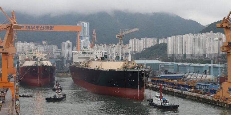 Global Ship Orders May Take Decade to Mend as Crisis Builds lng tanker construction